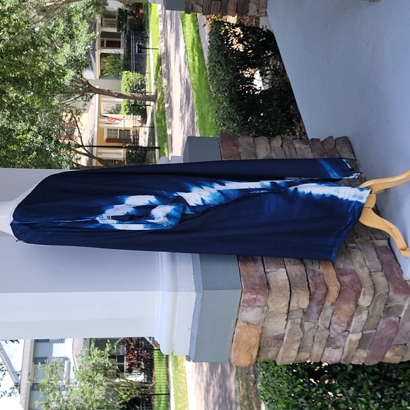 Tunic - Picture 2 of 4